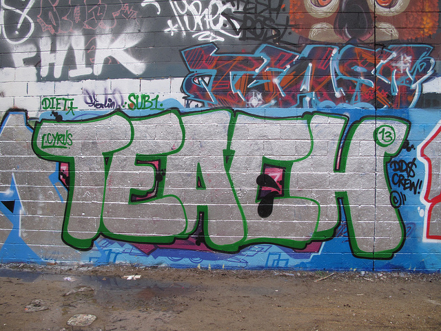 Teach graffiti, Trellick Tower by duncan c (CC BY-NC 2.0) https://flic.kr/p/hR8g11