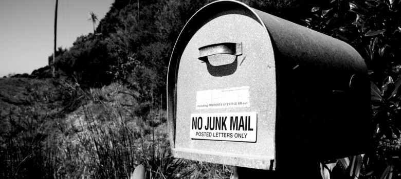 Message to the mail man by gajman (CC BY 2.0) https://flic.kr/p/b8fDw6