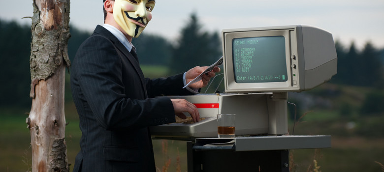 Anonymity; and the Internet. by Stian Eikeland (CC BY-NC-SA 2.0) https://flic.kr/p/6CCWXH