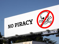 No Piracy billboard by Descrier (CC BY 2.0) https://flic.kr/p/faTECf