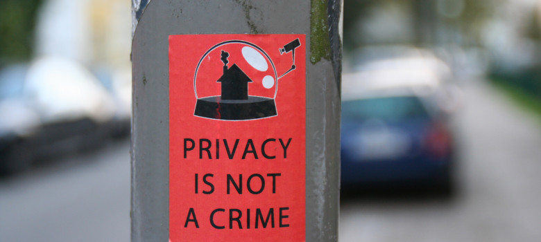 Privacy is not a Crime by Jürgen Telkmann (CC BY-NC 2.0) https://flic.kr/p/pDmshR