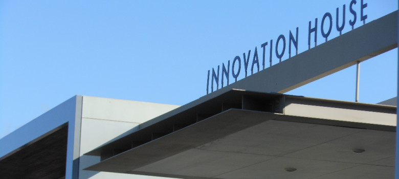 Innovation House by Michael Coghlan (CC BY-SA 2.0) https://flic.kr/p/aYb4b8