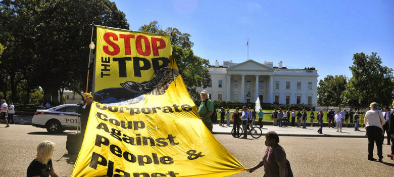 StopTPP-WhiteHouse by Backbone Campaign (CC BY 2.0) https://flic.kr/p/Px9SYv