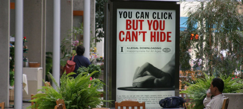 You Can Click But You Can't Hide by Thomas Hawk (CC BY-NC 2.0) https://flic.kr/p/25LtL