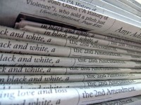 A stack of newspapers by Daniel R. Blume (CC BY-SA 2.0) https://flic.kr/p/48vQEC
