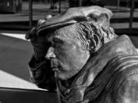 Glenn Gould, CBC, Toronto by Chris Beckett (CC BY-NC-ND 2.0) https://flic.kr/p/LoHFA1