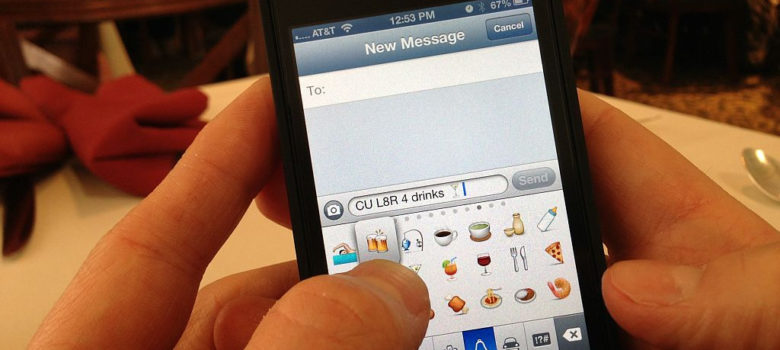 Texting Emoji by Intel Free Press (CC BY-SA 2.0) https://flic.kr/p/e6Ng39