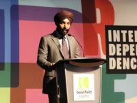 Minister Navdeep Bains Talk at BCorp Retreat by Mike Gifford (CC BY-SA 2.0) https://flic.kr/p/YJsKAf