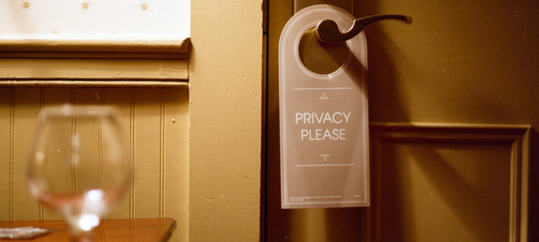 Privacy Please by ricky montalvo (CC BY-ND 2.0) https://flic.kr/p/8RF3Ez