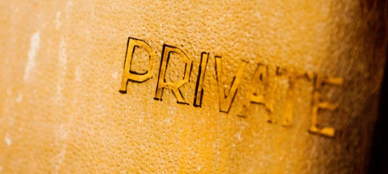 Privacy by Thomas Hawk https://flic.kr/p/board3 (CC BY-NC 2.0)