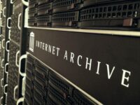 Internet Archive Servers by John Blyberg (CC BY 2.0) https://flic.kr/p/bFdeZA