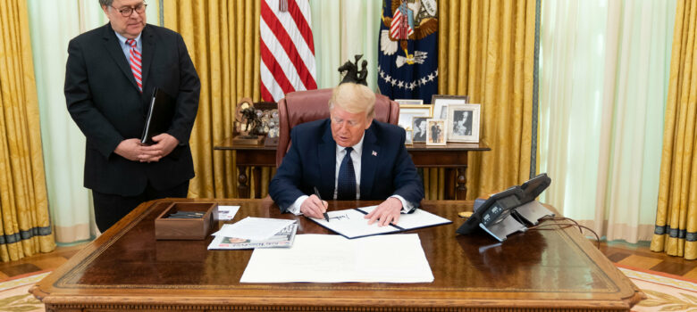 President Trump Signs an Executive Order on Preventing Online Censorship by the White House (Shealah Craighead) https://flic.kr/p/2j6Pv4b Public Domain