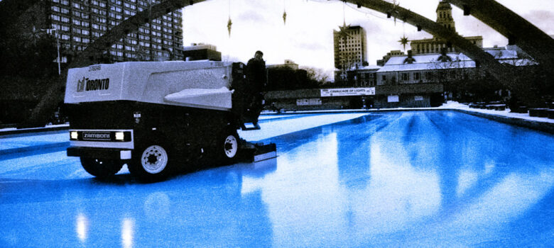 Zamboni At City Hall by Ryan (CC BY-NC-ND 2.0) https://flic.kr/p/7ndL88