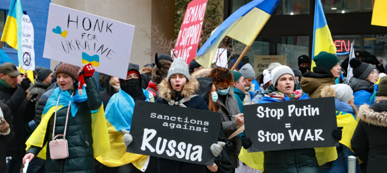 Anti-Putin/ Russia protest by Can Pac Swire (CC BY-NC 2.0) https://flic.kr/p/2n5PaWZ