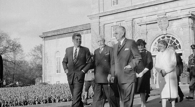 John F. Kennedy, Georges Vanier, John Diefenbaker, Jacqueline Kennedy and Olive Diefenbaker, Ottawa, May 1961, Duncan Cameron. Library and Archives Canada, PA-154665 (CC BY-NC-ND 2.0) https://flic.kr/p/cT2zqW