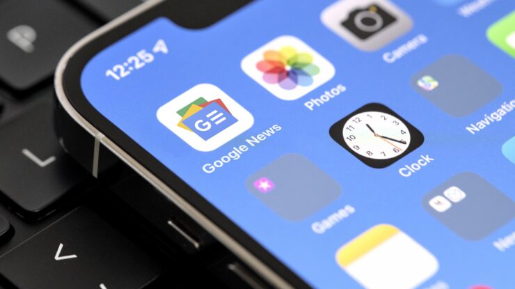 Google News by Focal Foto https://flic.kr/p/2nM6pwh (CC BY-NC 2.0)
