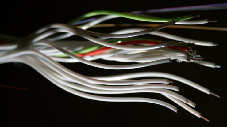 Fiberkablar nok til mange hus by Arild Finne Nybø, http://arny.no/, https://flic.kr/p/7YaVKD CC BY-NC-SA 2.0