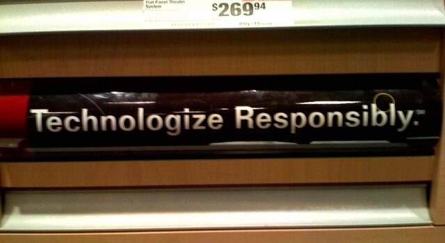 Technologize Responsibly by Wesley Fryer CC BY-SA 2.0 https://flic.kr/p/2qaY4b