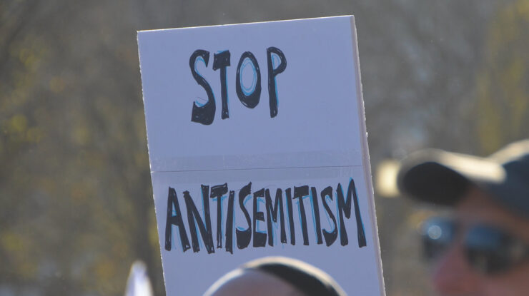 Stop antisemitism by Adam Fagen CC BY-NC-SA 2.0 https://flic.kr/p/2pgnxCR