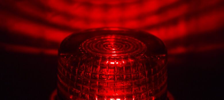Red alert -[ HMM ]- by Carbon Arc CC BY-NC-SA 2.0 https://flic.kr/p/FgBkhR