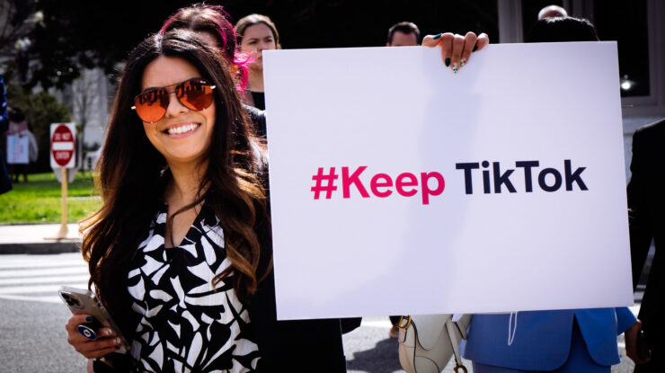 TikTok vote in Congress by Victoria Pickering CC BY-NC-ND 2.0 https://flic.kr/p/2pEHKNn