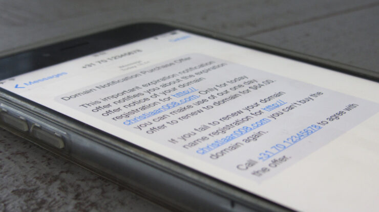 Mobile spam by Christiaan Colen https://flic.kr/p/ym27yU CC BY-SA 2.0