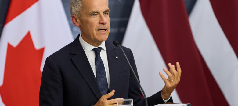 26.08.2025. Ministru prezidente Evika Siliņa tiekas ar Kanādas premjerministru Marku Kārniju (Mark Carney) by Valsts kanceleja/State Chancellery, Foto: Gatis Rozenfelds, https://flic.kr/p/2rpLaSB CC BY-NC-ND 4.0