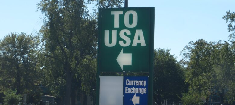 Exit_to_USA,_Windsor,_Ontario_(21746717526) by Ken Lund from Reno, Nevada, USA, CC BY-SA 2.0 , via Wikimedia Commons