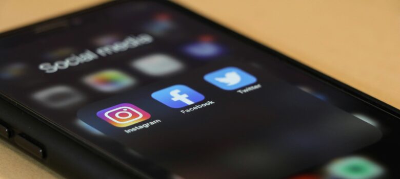 Social Media Apps by Ayan.all, CC BY-SA 4.0 , via Wikimedia Commons