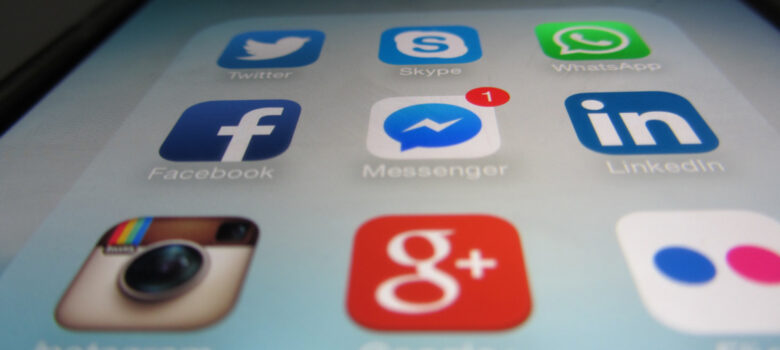 Social media by Christiaan Colen https://flic.kr/p/wuatgm CC BY-SA 2.0